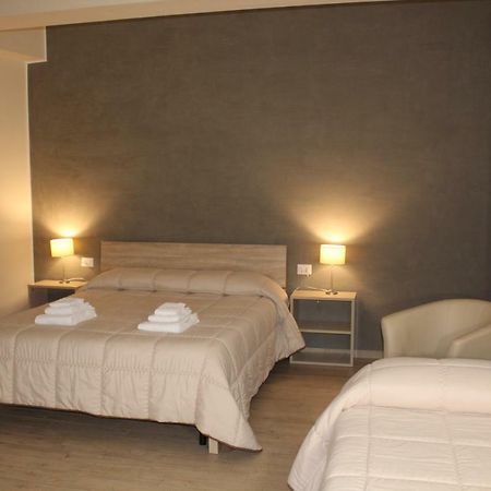 B&B Del Corso San Cataldo  Bagian luar foto