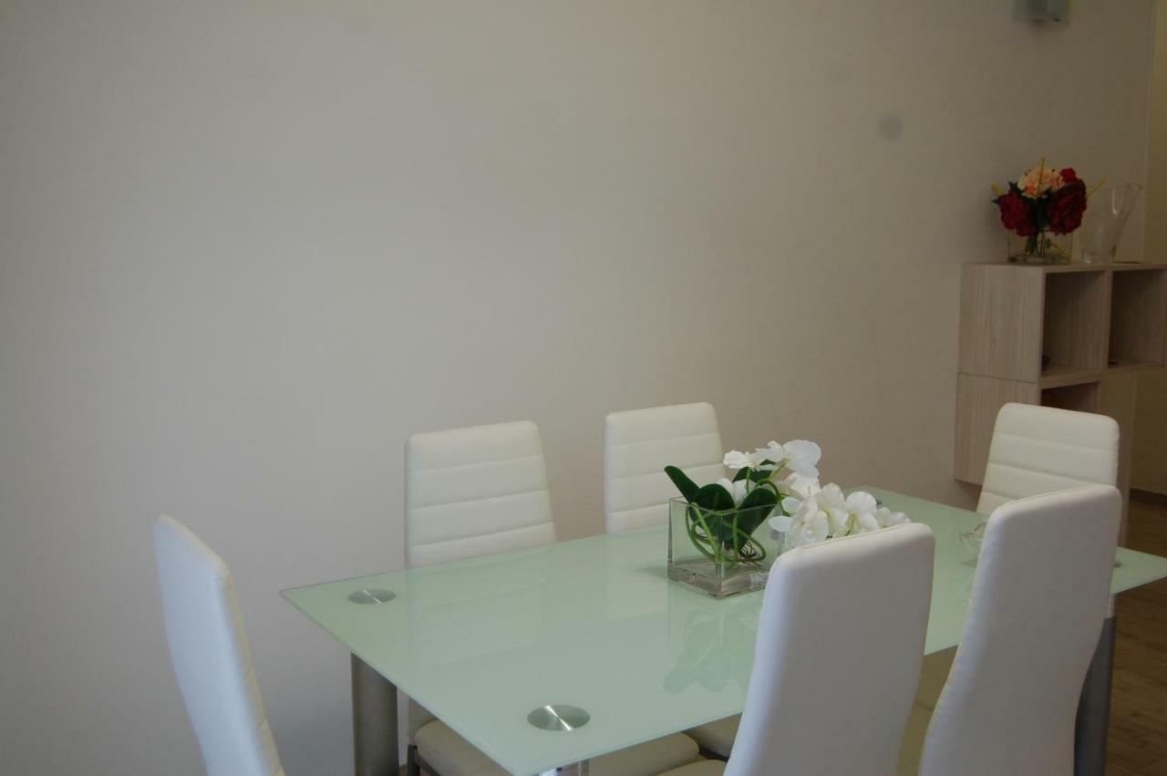 B&B Del Corso San Cataldo  Bagian luar foto