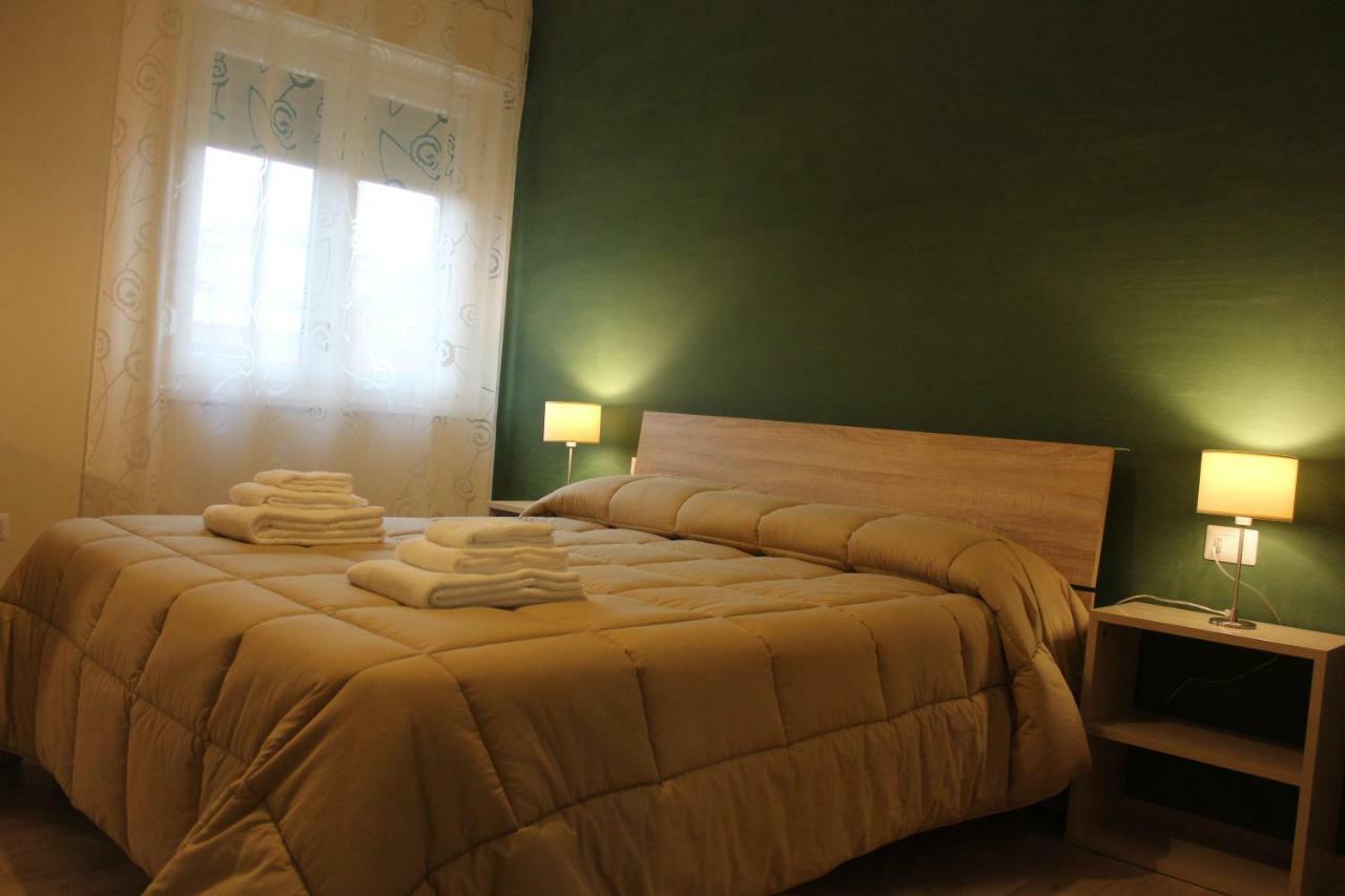 B&B Del Corso San Cataldo  Bagian luar foto